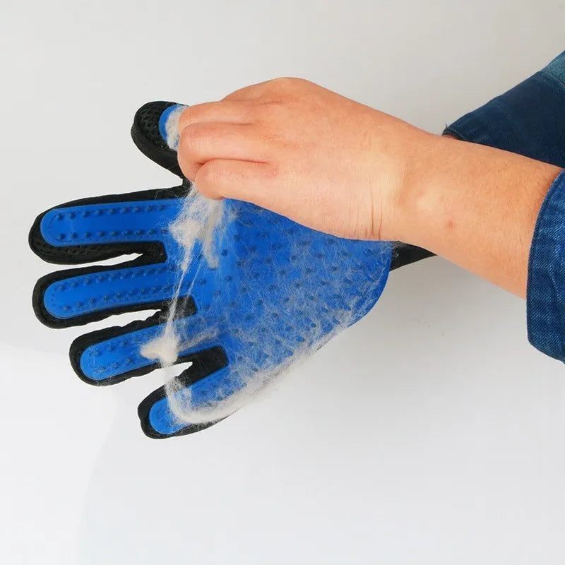 Pet Grooming Glove – Deshedding Brush for Cats & Dogs
